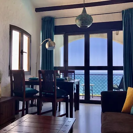 Panoramic Ocean View Apartment *